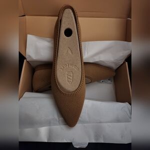 NEW Vivaia Tan Women's Loafers Never Worn